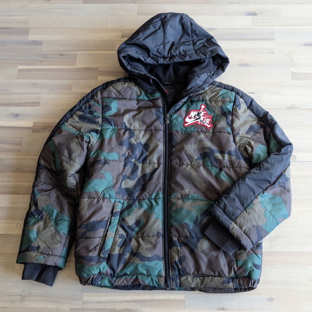 Nike Air Jordan Jumpman Boys Camo Puffer Jacket Hooded Coat‎ Green Black Large